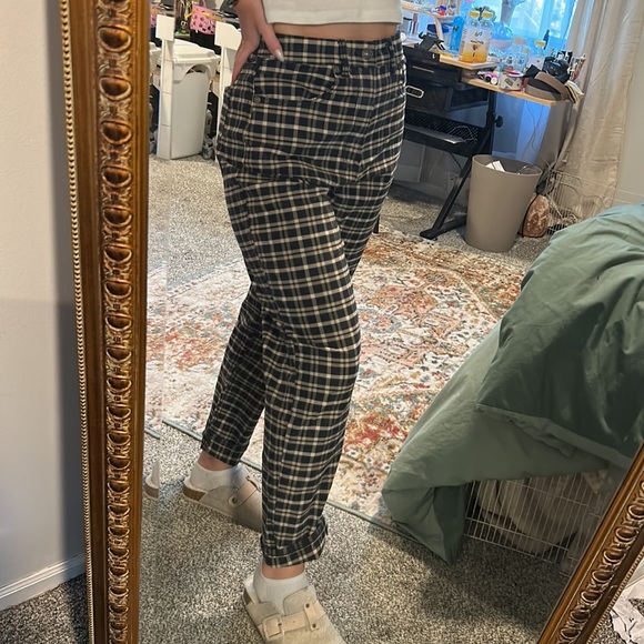 SOLD AE Plaid Mom Jean - Picture 5 of 5